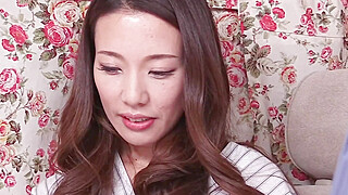 Picking Up First-Class Lady. A Rich, Beautiful, Mature Woman JAPAN Porn Video