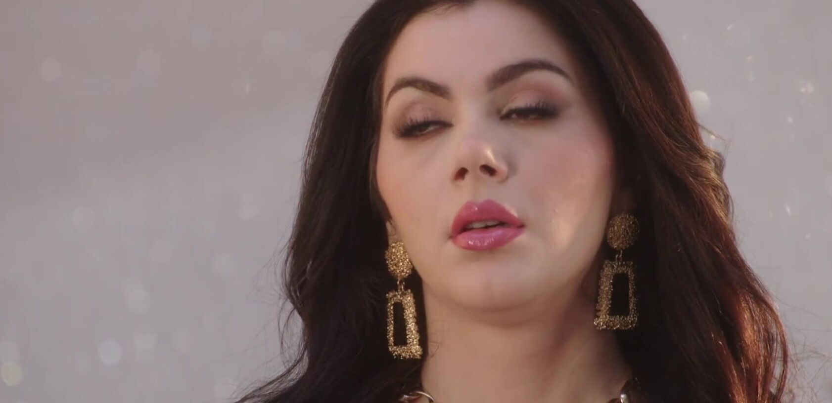 Tough bosslady valentina gets exactly what she wants