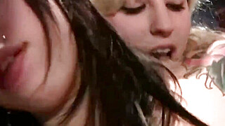 Blondes Hot Lesbians Finger Each Other In The Bathtub, Black Hair,brunette Video Big Boobs Porn Video