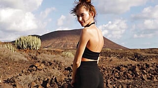 Russian Taya  posing nude in the desert Big Boobs Porn Video