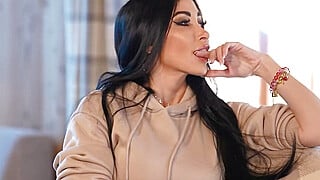 Le Chalet de Littleangel - Ils cherchent l'amour mais vont d'abord baiser -... Big Boobs Porn Video