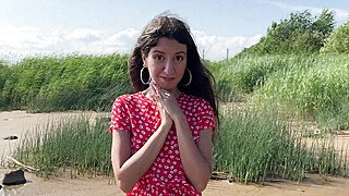 Наполнил киску сводной сестры спермой на публичном пляже Big Boobs Porn Video