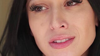 Eating out my girlfriends pussy after taking a shower Big Boobs Porn Video