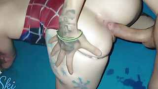 BUCETUDA TIRA A CAMISINHA PRA LEVAR LEITADA ANTES DA FESTA DE HALLOWEEN Big Boobs Porn Video