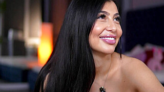 Sexy Brunette with Huge Tits Teases on Webcam Big Boobs Porn Video