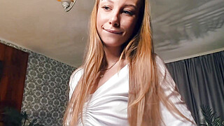 Sexy Redhead Webcam Tease Brushing Hair and Posing Hot Big Boobs Porn Video