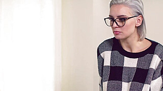 Sex counselor joins her clients for oral Porn Video
